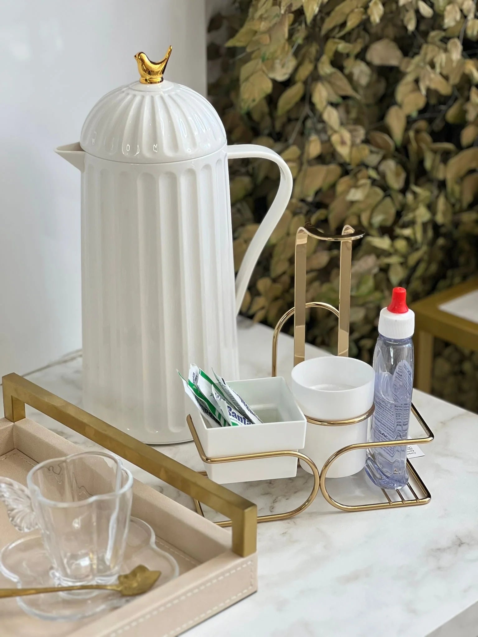 Conjunto para Sachês Chá Café Açucar e Adoçante Branco e Dourado